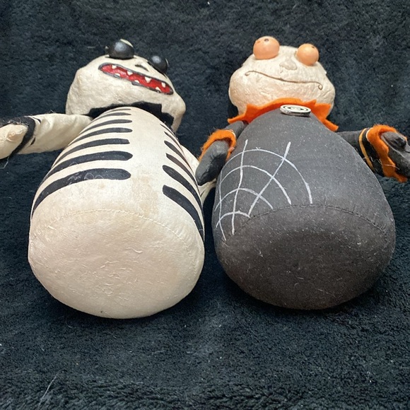 Halloween Skeleton and Vampire Decor - Picture 9 of 16